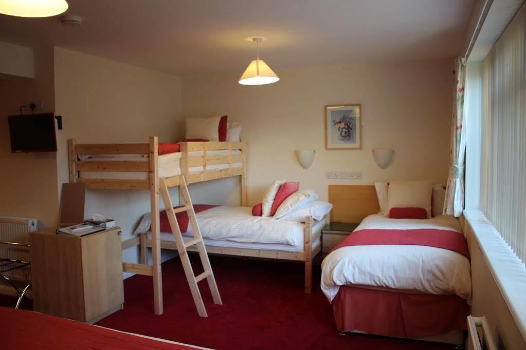 แอบบีย์ เกสท์เฮาส์ Hotel Abingdon-on-Thames ภายนอก รูปภาพ